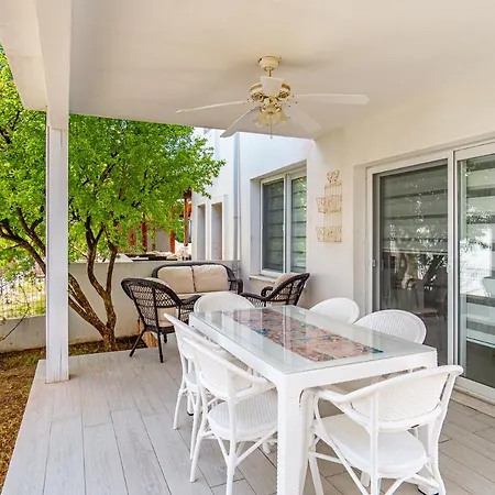 别墅 Spacious 3br Family With Private Beach *